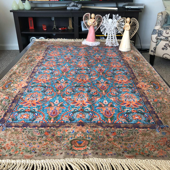 Handmade Silk Carpet “Liquid” - Picture 7 of 7